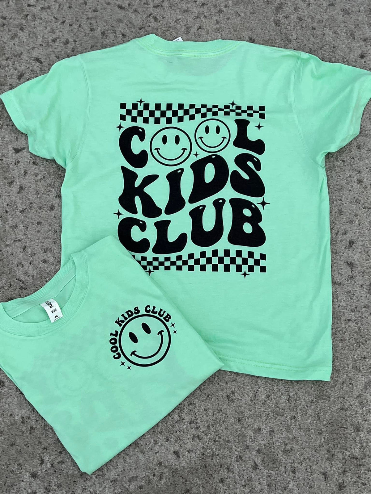 Cool kids club graphic shirt