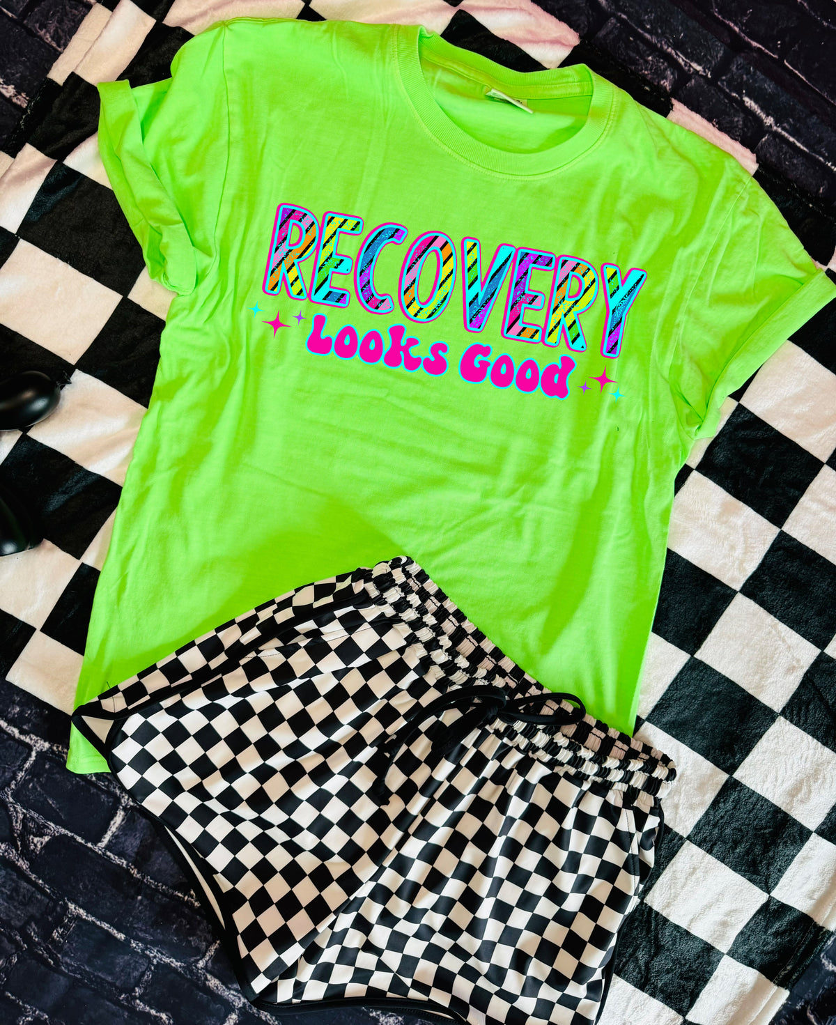 Recovery Looks Good Graphic Shirt