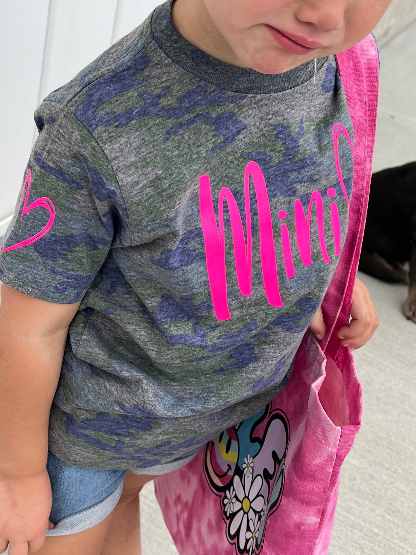 Mini heart hot pink heart on sleeve graphic shirt