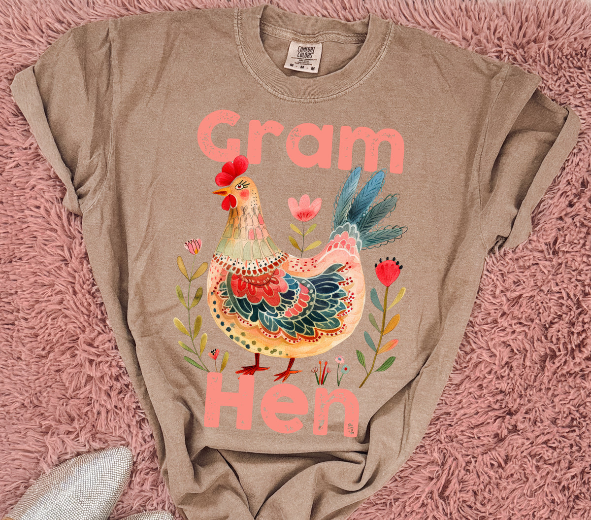 Gram hen graphic shirt